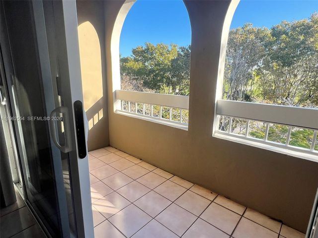 8103 Camino Real C413, Miami, FL 33143