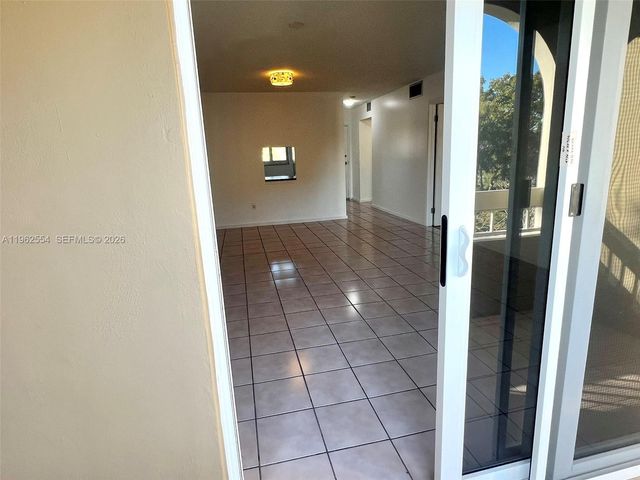 8103 Camino Real C413, Miami, FL 33143