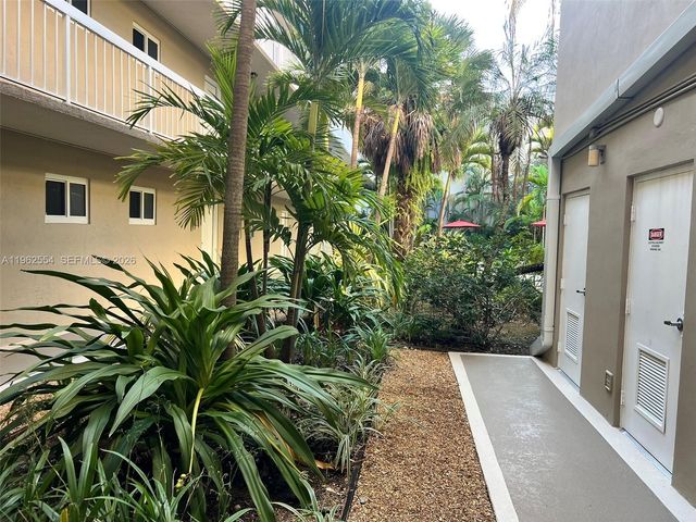 8103 Camino Real C413, Miami, FL 33143