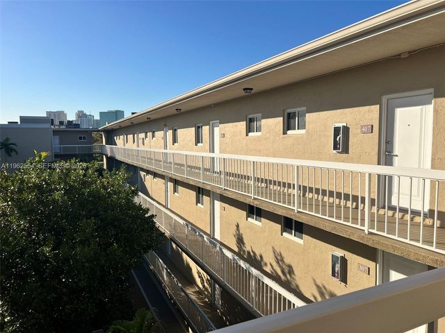 8103 Camino Real C413, Miami, FL 33143