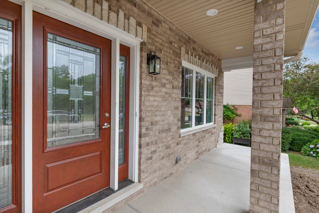 16540 Pear Avenue, Orland Park, IL 60467