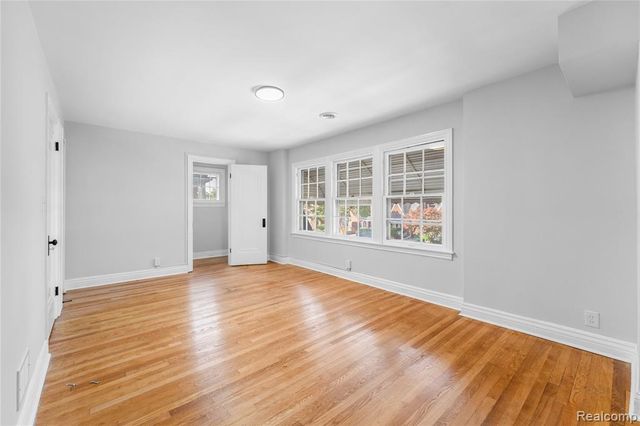 16224 Parkside Street, Detroit, MI 48221