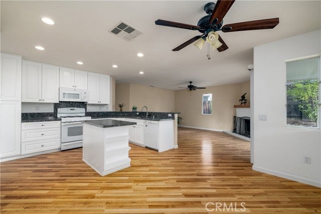 39058 Camino Hermosa, Murrieta, CA 92563