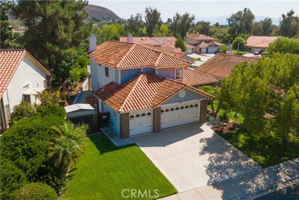39058 Camino Hermosa, Murrieta, CA 92563
