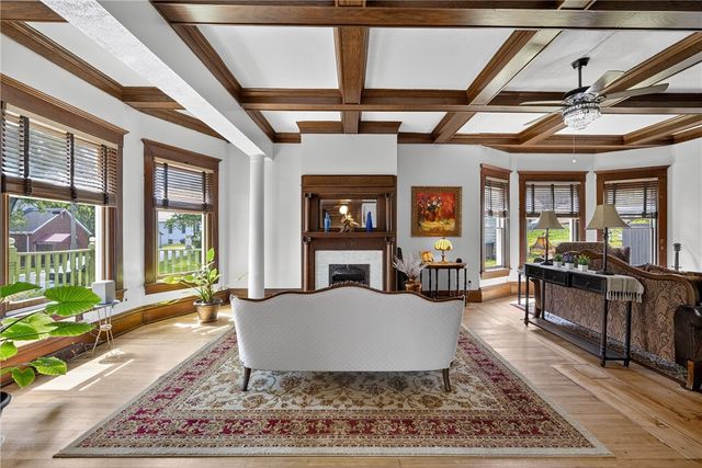 24 Shady Ave, Burgettstown Boro, PA 15021