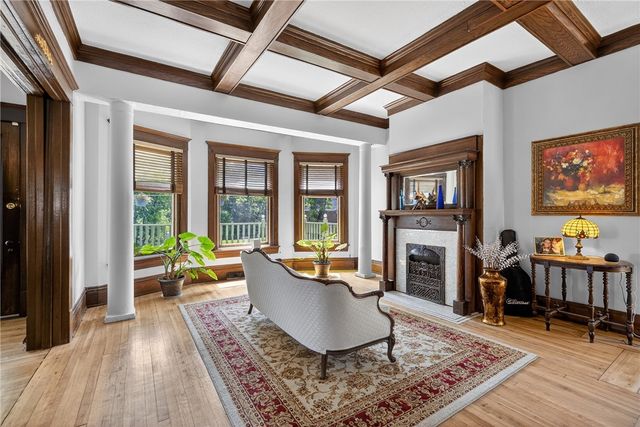 24 Shady Ave, Burgettstown Boro, PA 15021