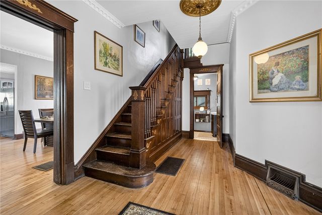 24 Shady Ave, Burgettstown Boro, PA 15021