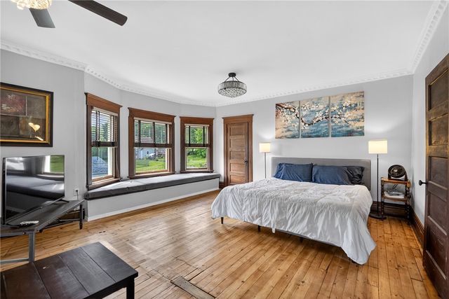 24 Shady Ave, Burgettstown Boro, PA 15021