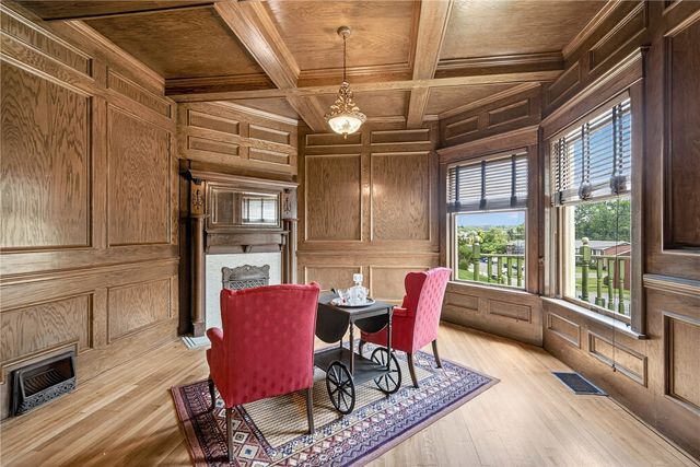 24 Shady Ave, Burgettstown Boro, PA 15021