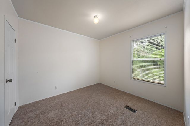 117 Josephine St, Ingram, TX 78025