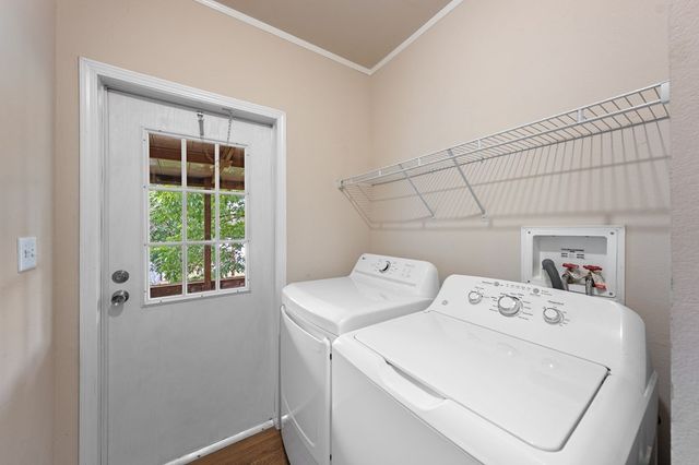 117 Josephine St, Ingram, TX 78025