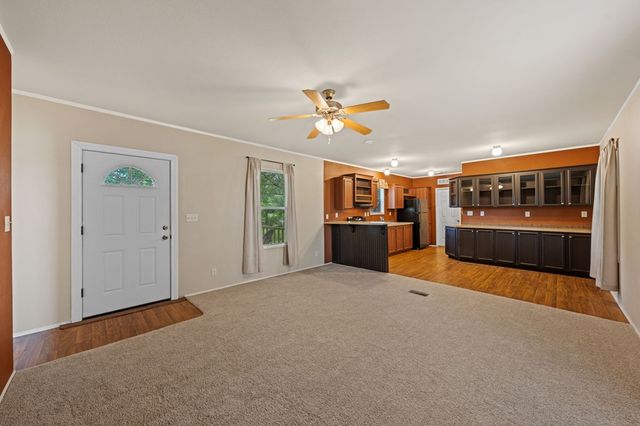 117 Josephine St, Ingram, TX 78025