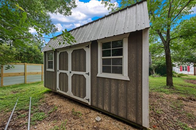 117 Josephine St, Ingram, TX 78025