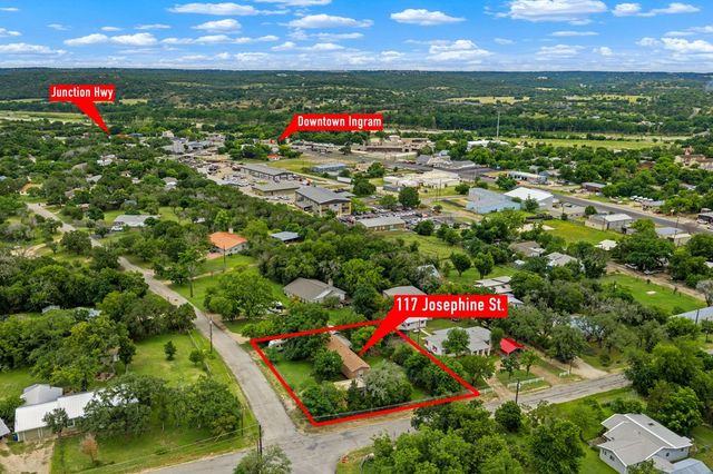 117 Josephine St, Ingram, TX 78025