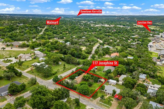 117 Josephine St, Ingram, TX 78025