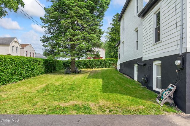 1751 5th Street, Rensselaer, NY 12144