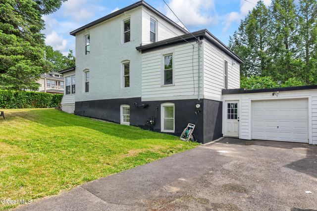 1751 5th Street, Rensselaer, NY 12144
