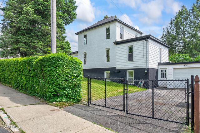 1751 5th Street, Rensselaer, NY 12144