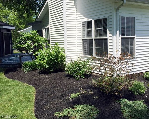 111 Lavender Lane, Madison, OH 44057
