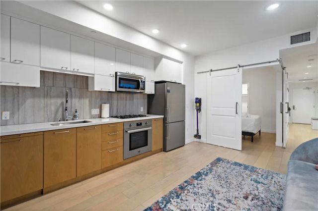 400 South Broadway South 907, Los Angeles, CA 90013