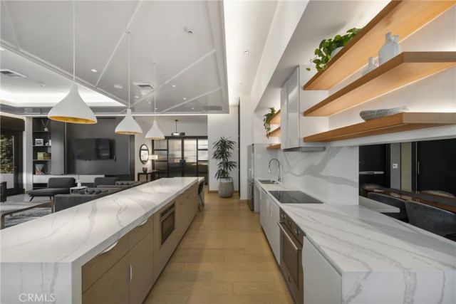 400 South Broadway South 907, Los Angeles, CA 90013