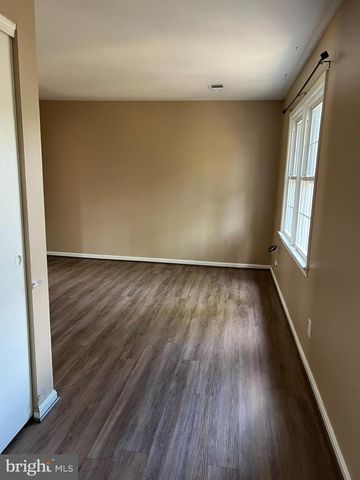 3 BIRCH LN, Stafford, VA 22554