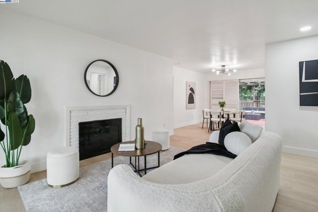 16045 Via Cordoba, San Lorenzo, CA 94580