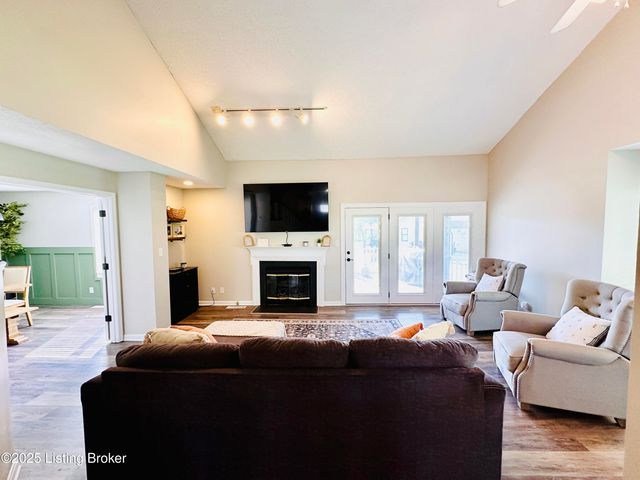 313 SUNBEAM Rd, Leitchfield, KY 42754