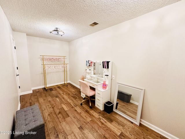 313 SUNBEAM Rd, Leitchfield, KY 42754