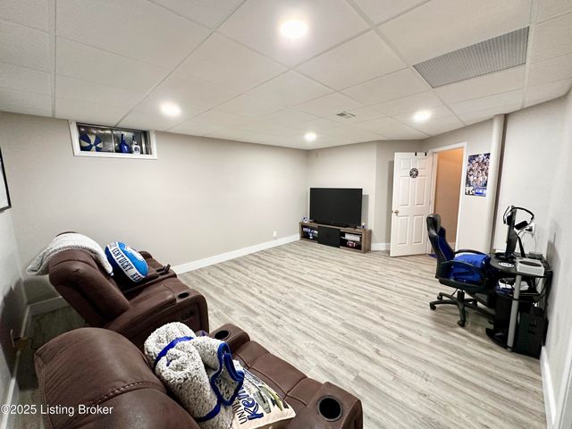 313 SUNBEAM Rd, Leitchfield, KY 42754