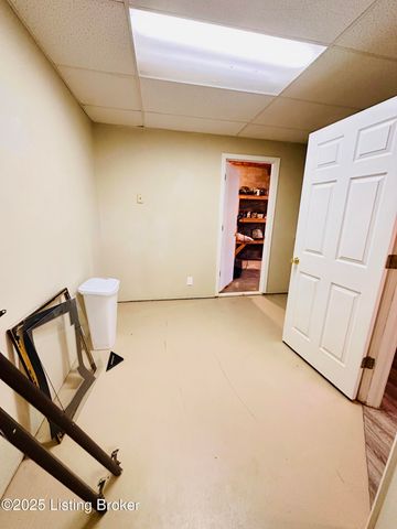 313 SUNBEAM Rd, Leitchfield, KY 42754