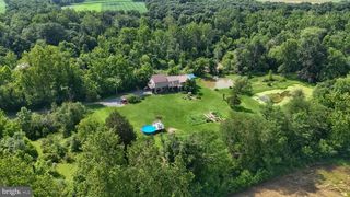 2575 HEILMANDALE RD, Jonestown, PA 17038