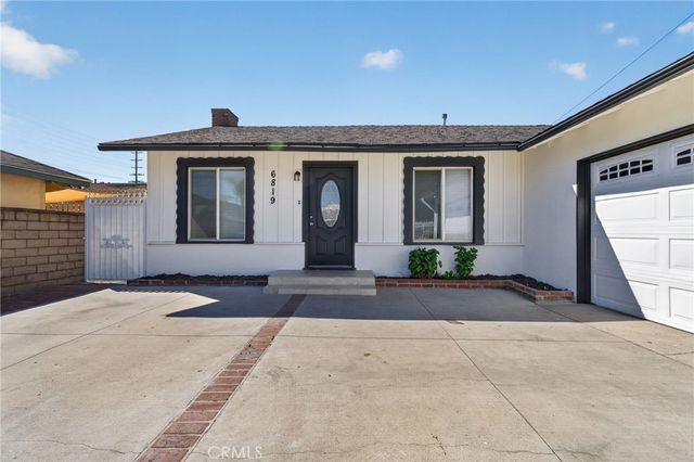 6819 Bellaire Avenue, North Hollywood, CA 91605