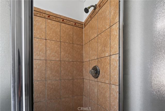 6819 Bellaire Avenue, North Hollywood, CA 91605