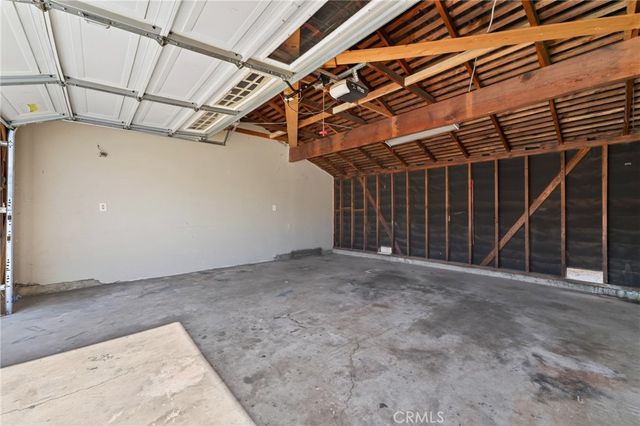 6819 Bellaire Avenue, North Hollywood, CA 91605