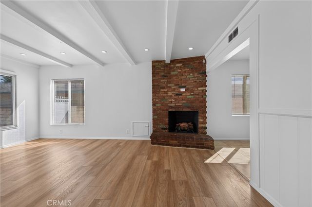 6819 Bellaire Avenue, North Hollywood, CA 91605