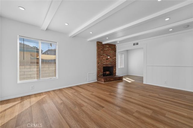 6819 Bellaire Avenue, North Hollywood, CA 91605