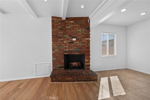6819 Bellaire Avenue, North Hollywood, CA 91605