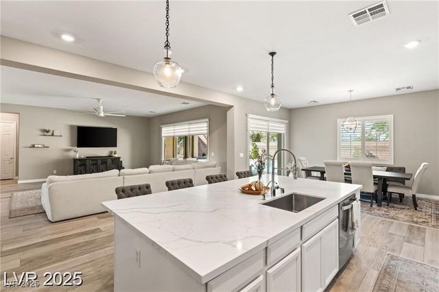 10086 Mountain Foothills Avenue, Las Vegas, NV 89149