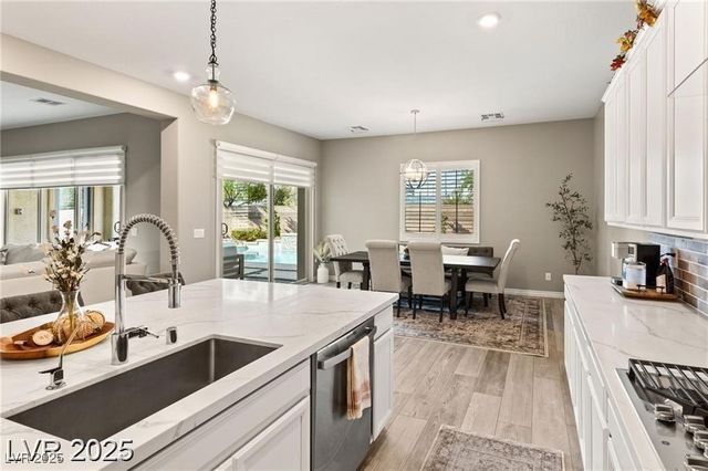 10086 Mountain Foothills Avenue, Las Vegas, NV 89149