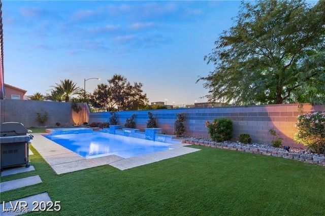 10086 Mountain Foothills Avenue, Las Vegas, NV 89149