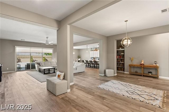 10086 Mountain Foothills Avenue, Las Vegas, NV 89149