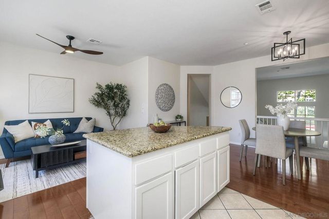 14650 Via Fiesta 2, San Diego, CA 92127