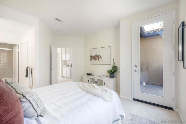 14650 Via Fiesta 2, San Diego, CA 92127