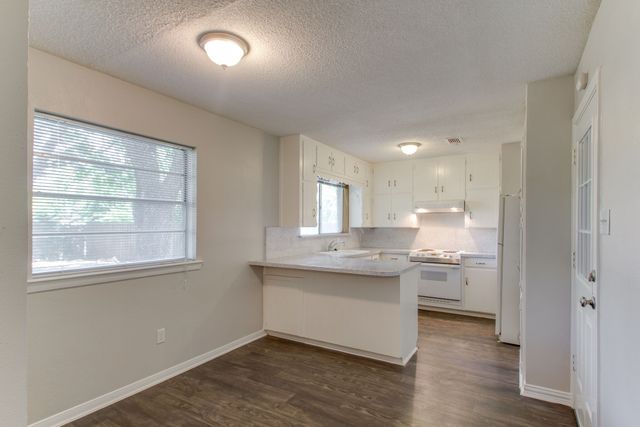 6024 Blueridge Drive, Watauga, TX 76148