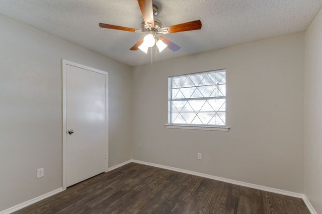 6024 Blueridge Drive, Watauga, TX 76148