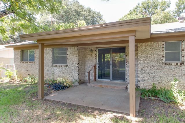 6024 Blueridge Drive, Watauga, TX 76148