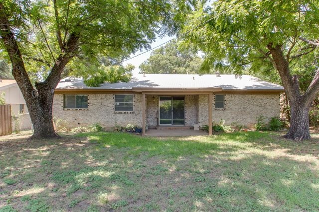 6024 Blueridge Drive, Watauga, TX 76148