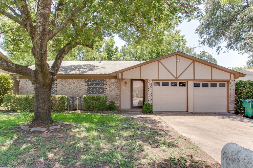 6024 Blueridge Drive, Watauga, TX 76148