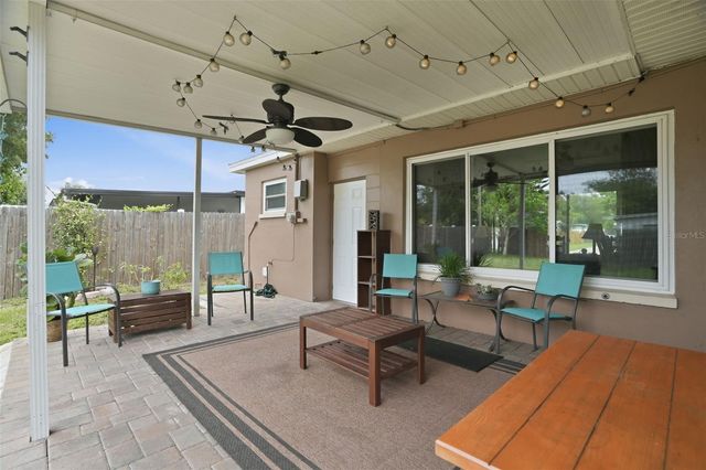 2050 75TH STREET N, St Petersburg, FL 33710